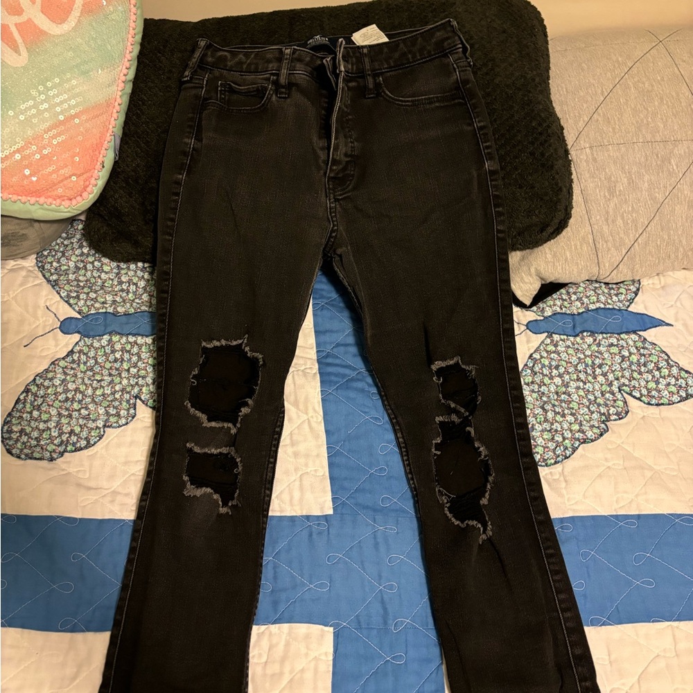 Black Ripped Jeans